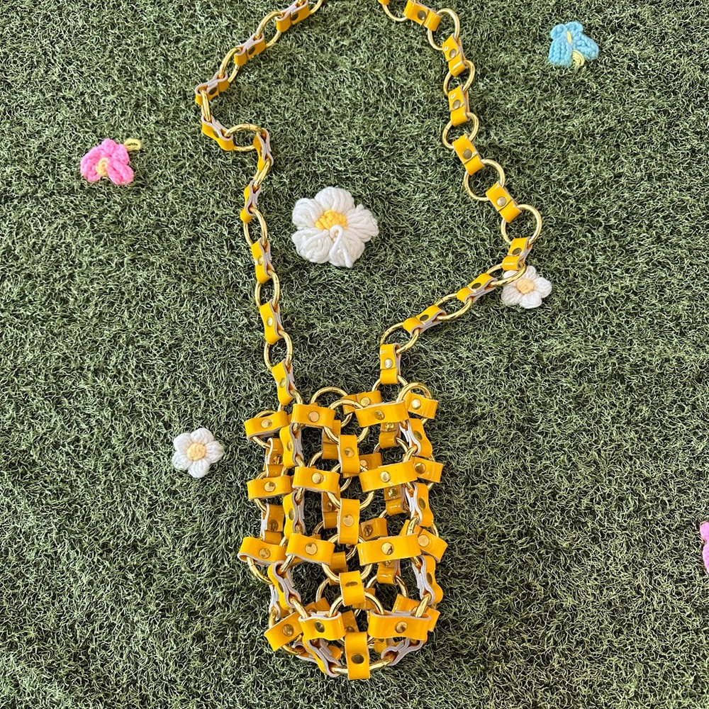 Vida Kush Gold Hydration Hero Purse